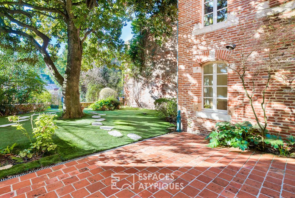 Triplex avec son jardin et sa piscine au pied de la Cathédrale