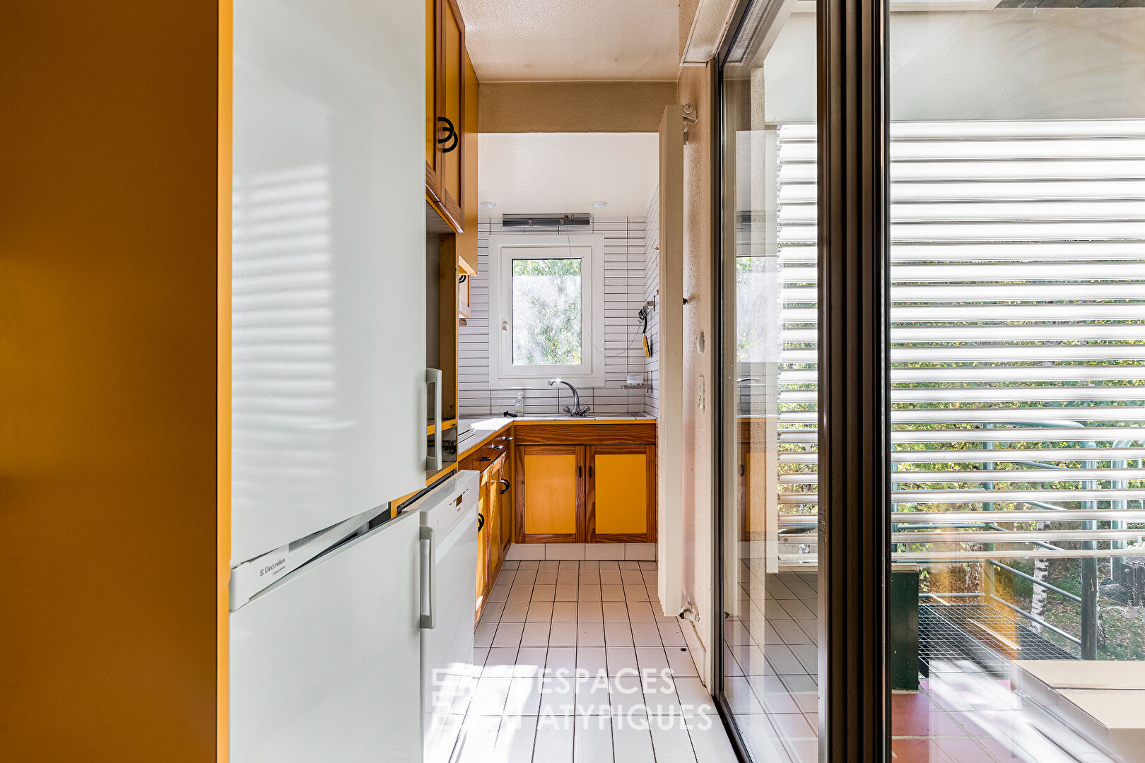 Villa d&rsquo;architecte et son jardin boisé en coeur de ville