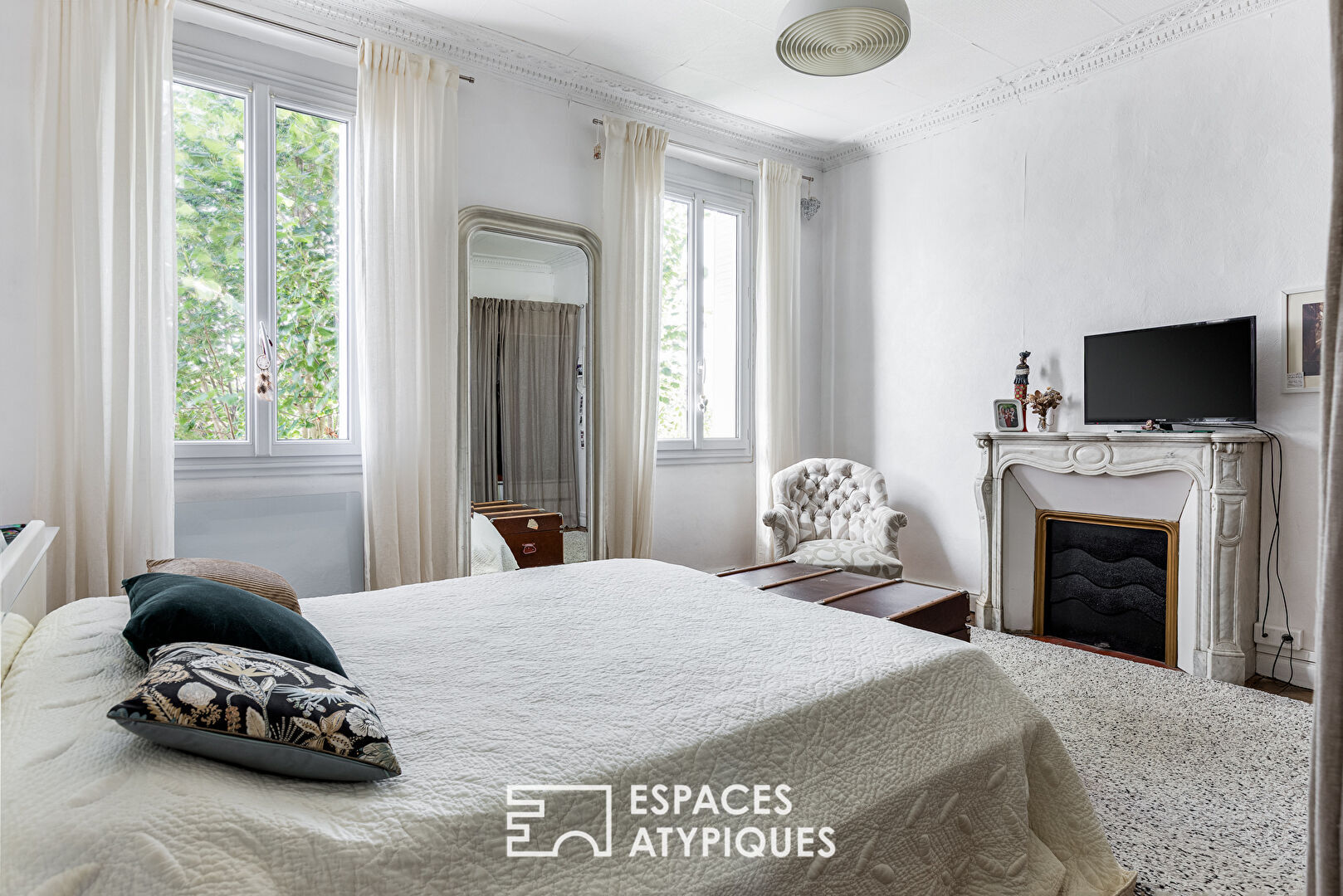 Élégante maison de ville des années 1900 avec piscine