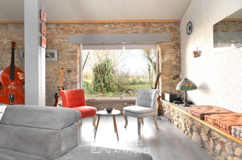 Former sheepfold built of local stone with swimming pool