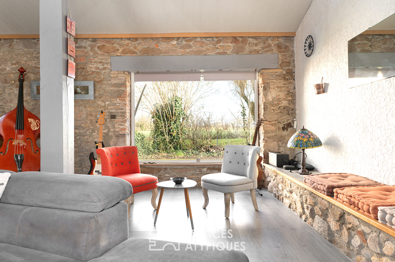Former sheepfold built of local stone with swimming pool