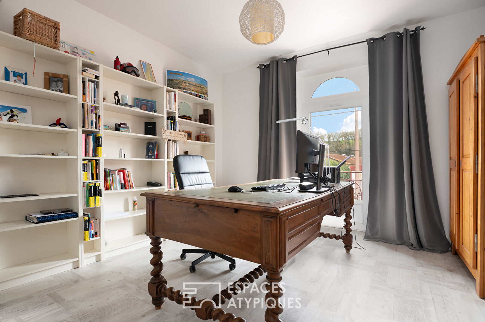 Maison familiale avec piscine à Castres