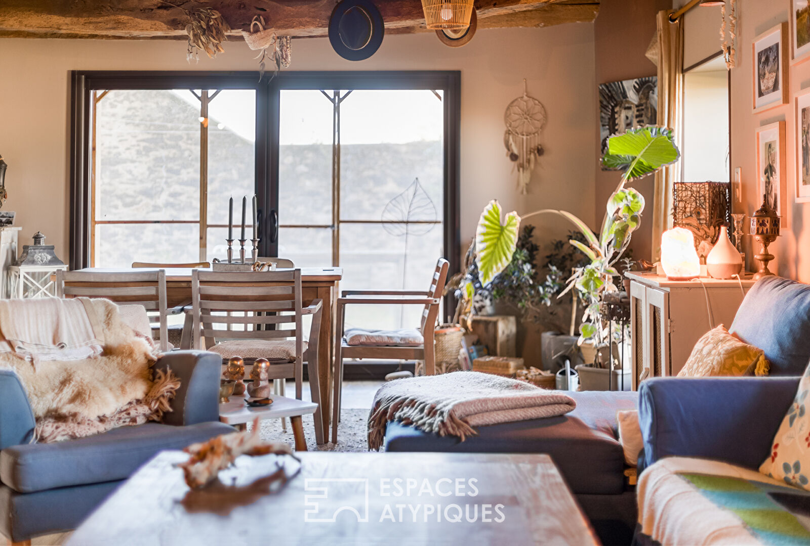 Charmant ensemble immobilier avec gîtes en pleine campagne tarnaise