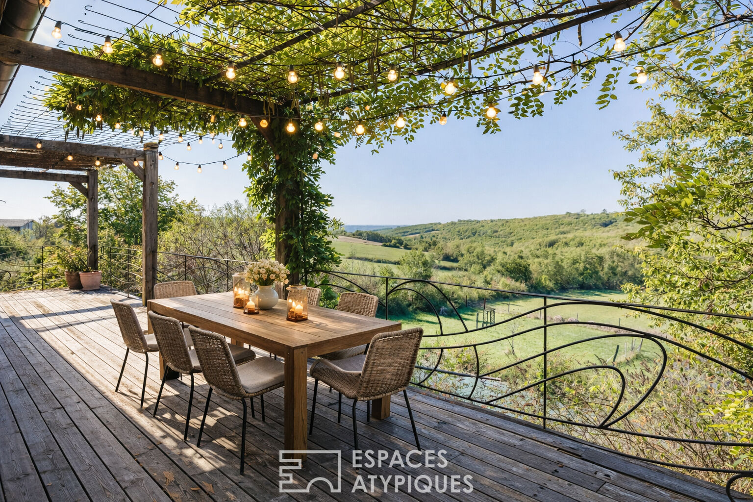Écrin confidentiel aux portes de la forêt de Grésigne