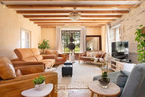 Propriété rénovée avec gîte, salle de réception et vue dégagée sur la campagne tarnaise