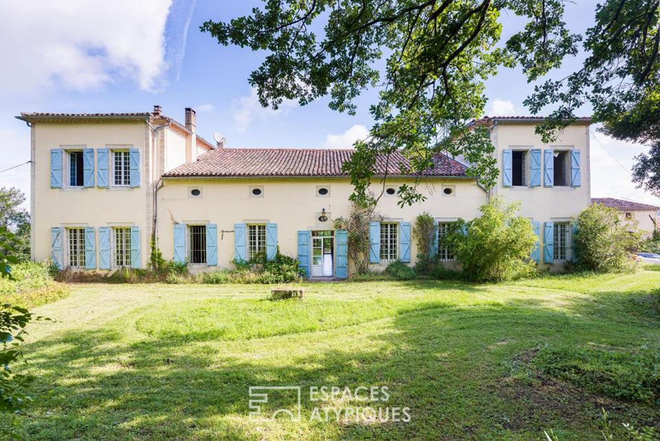 Maison de maître du XVIIIème siècle et sa chapelle secrète
