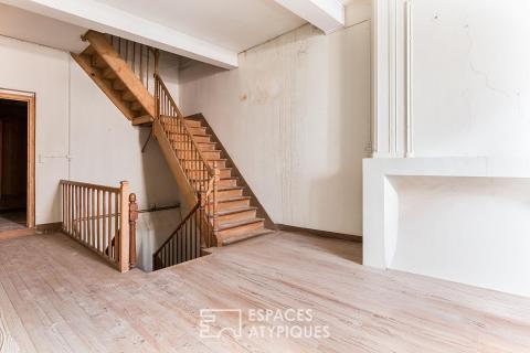 Former convent with remarkable volumes and potential for rehabilitation