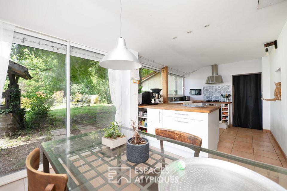 Coquette maison de village avec jardin