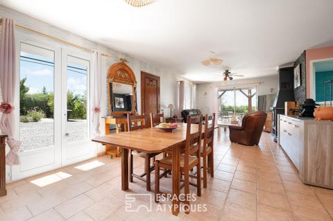 Plain-pied provençal avec piscine et dépendances sur les hauteurs de Castres