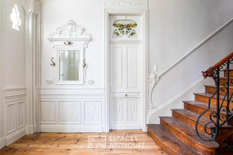 Maison bourgeoise rénovée avec jardin et garage