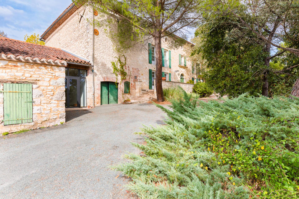 Maison de Maître du XIXème rénovée à SAINTE-CROIX