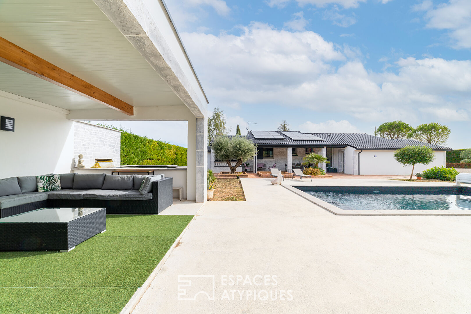 Villa de plain pied avec piscine au Sud d’ALBI