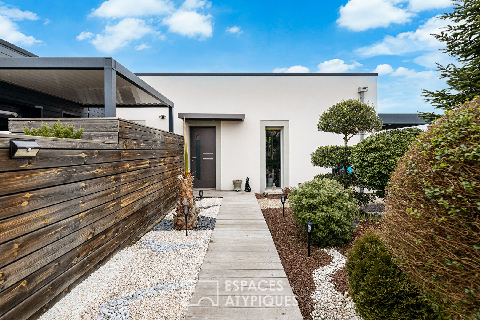 Maison contemporaine avec piscine à GAILLAC