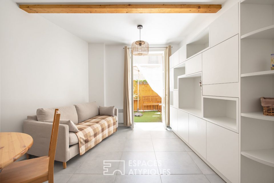 Appartement rénové sur cour