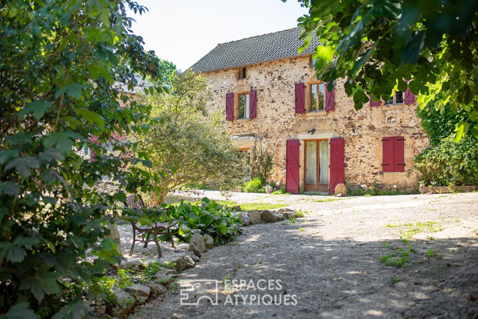Domaine avec gîtes et salle de réception en campagne