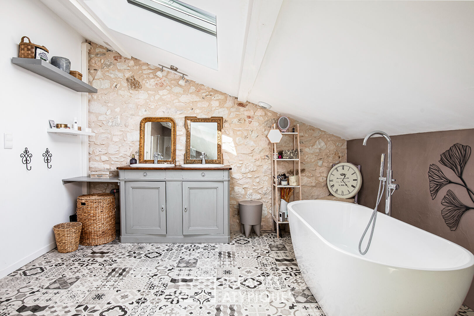 Charming Albi house with independent studio and garage