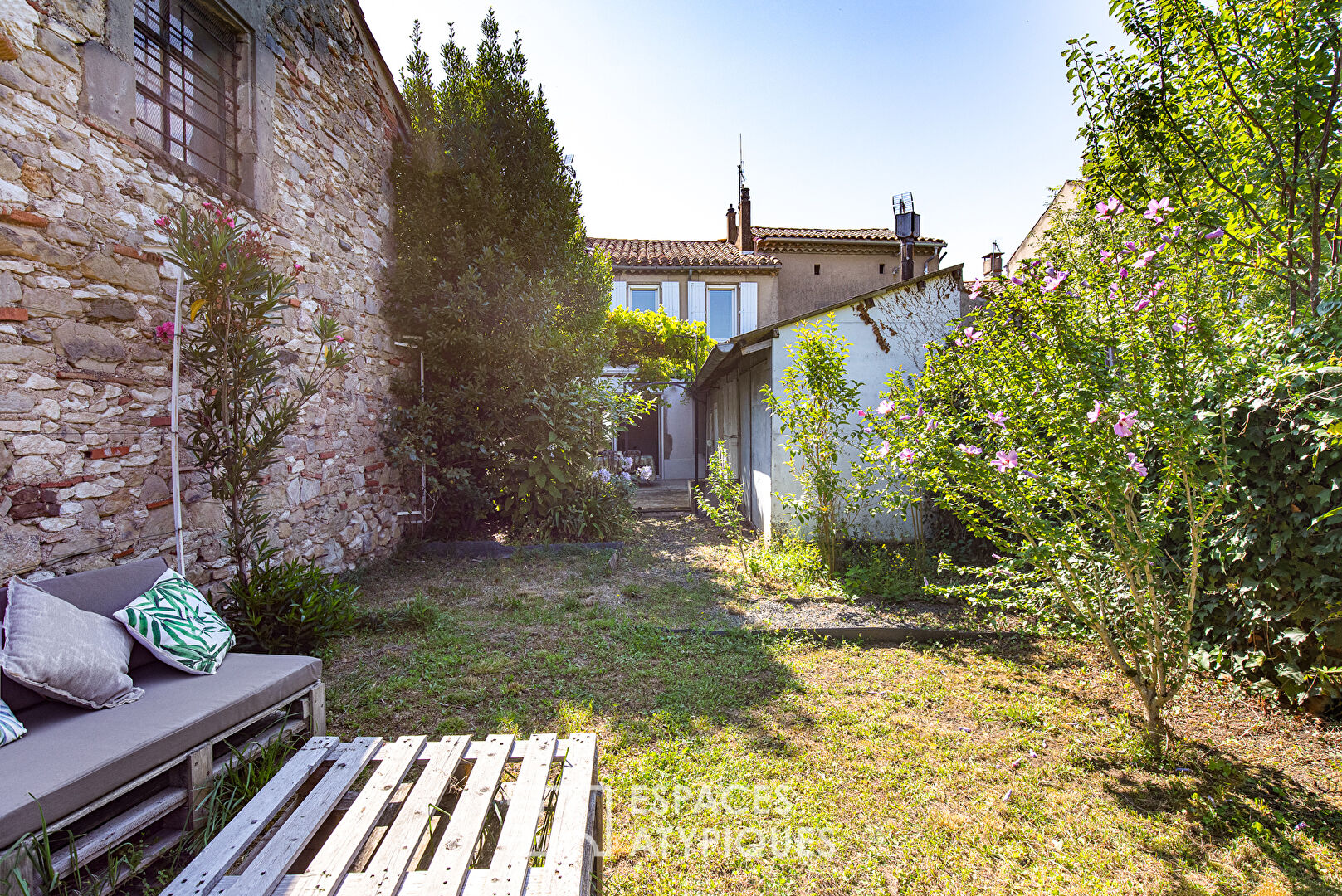 Maison de ville rénovée avec jardin au coeur de l’Albinque