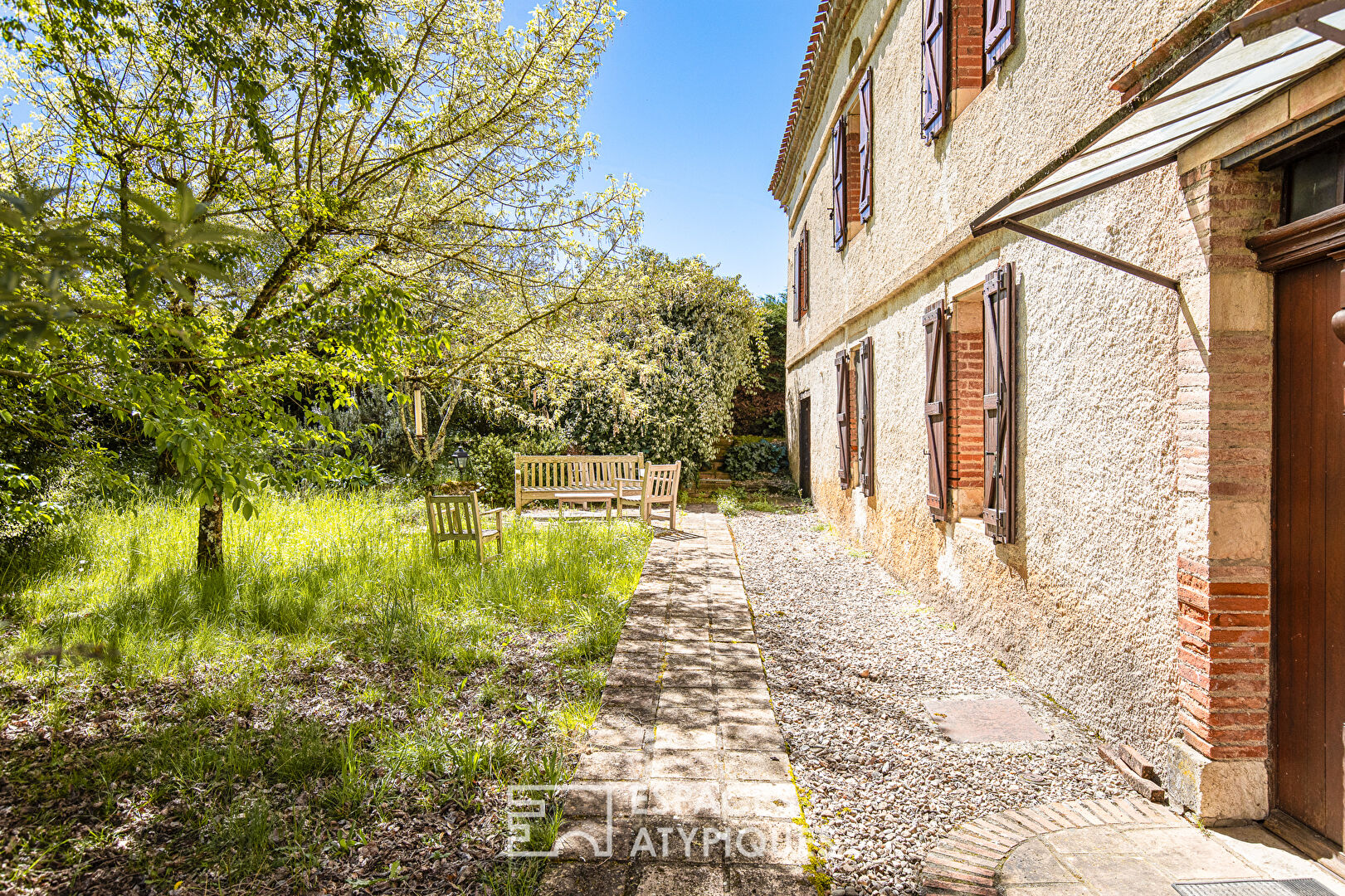 Maison de caractère à rénover au coeur du vignoble gaillacois