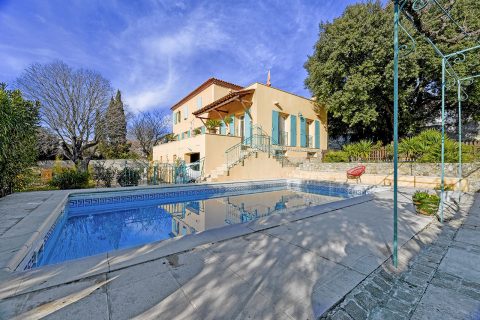 Belle bastide avec piscine proche centre ville