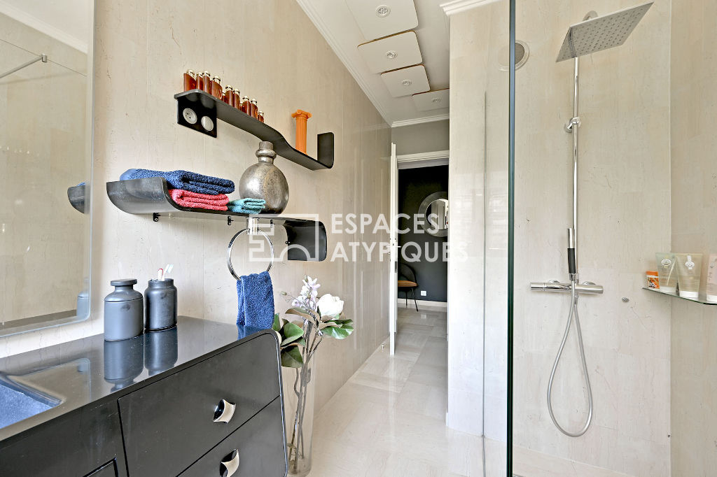 Apartment with garden and pool