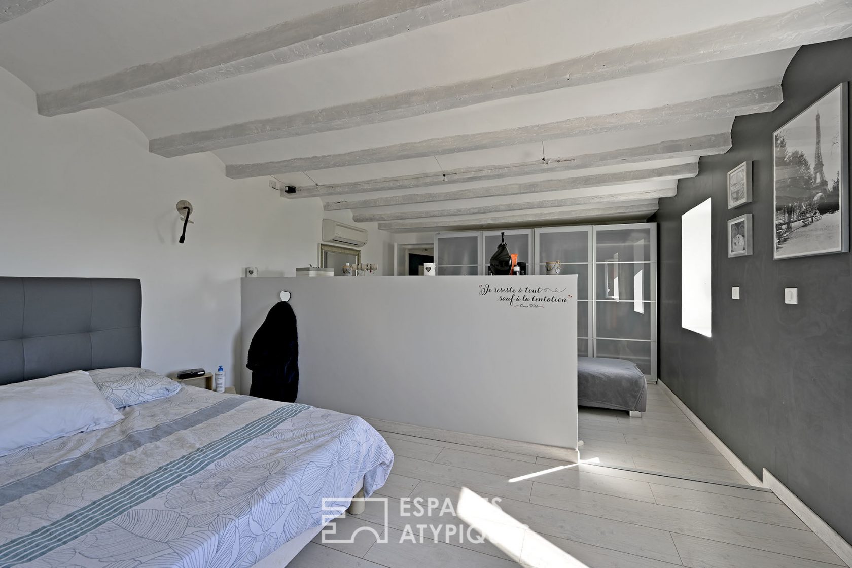 Contemporary reinterpretation of an old wine farmhouse