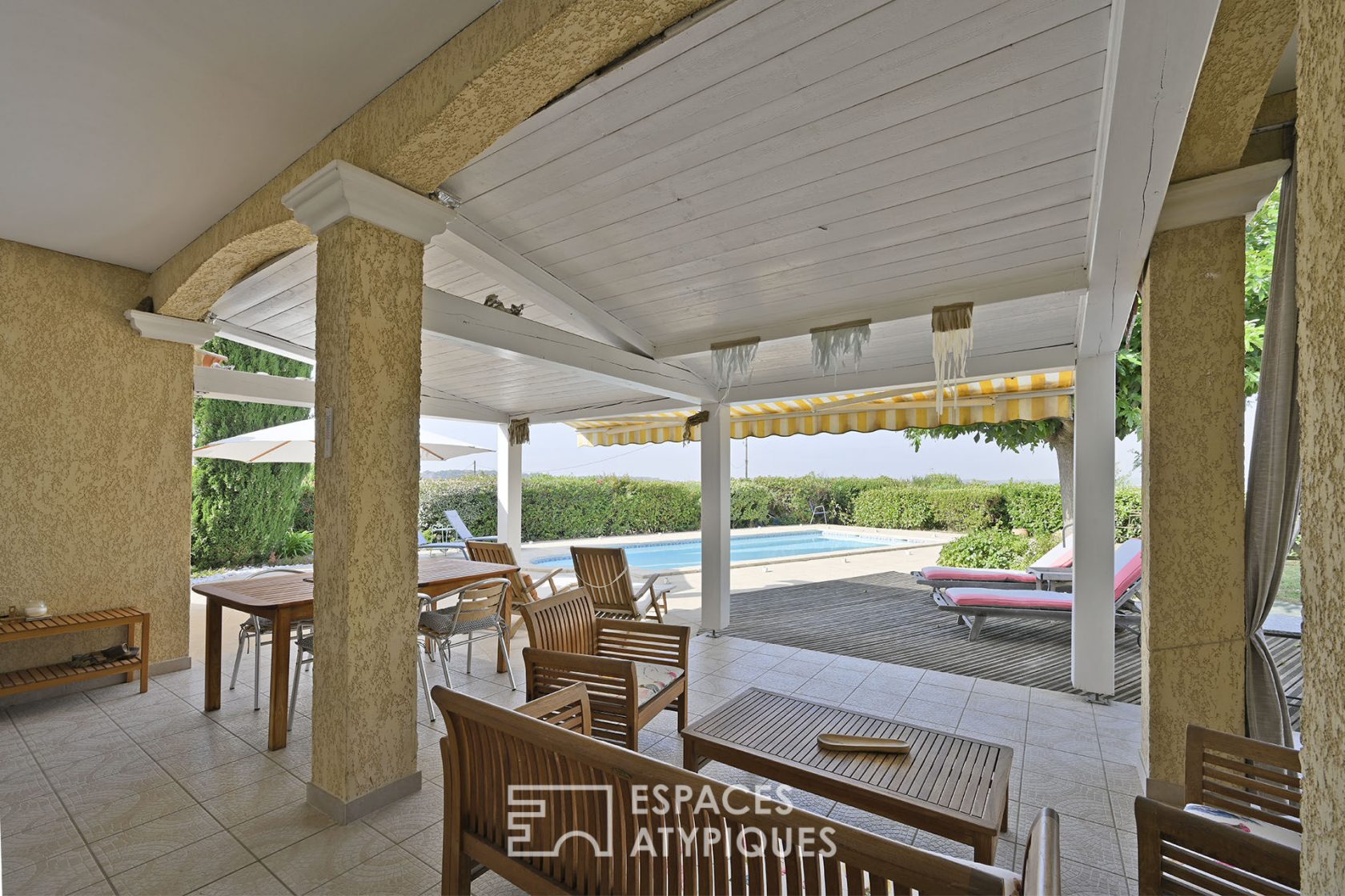 Quality villa in vaunage