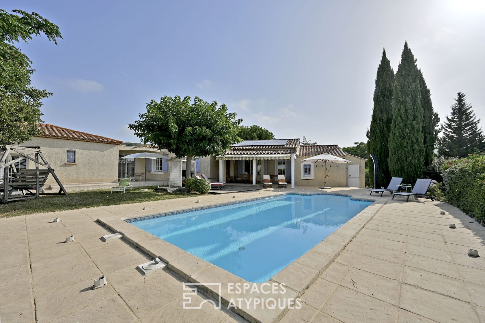 Quality villa in vaunage
