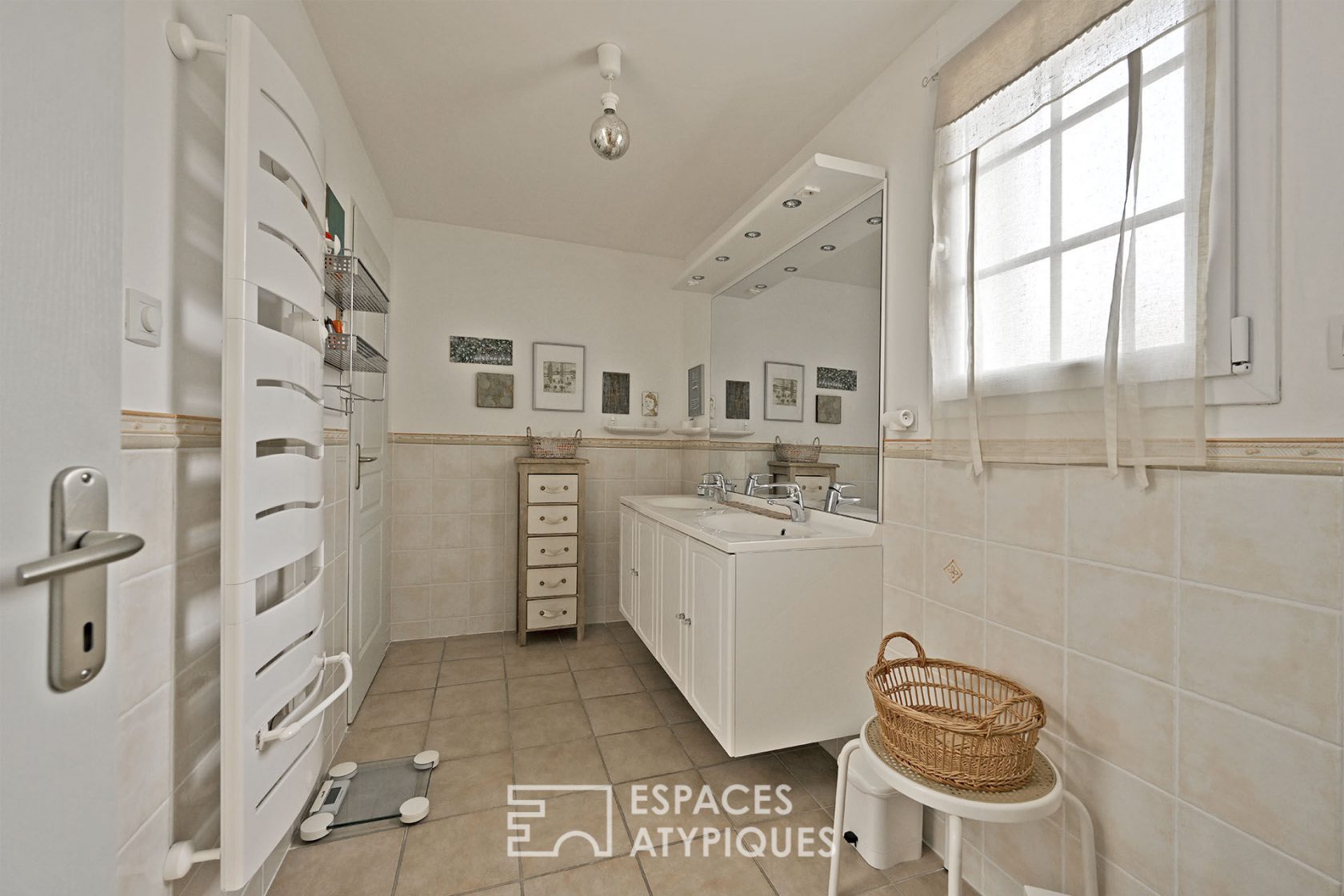 Quality villa in vaunage