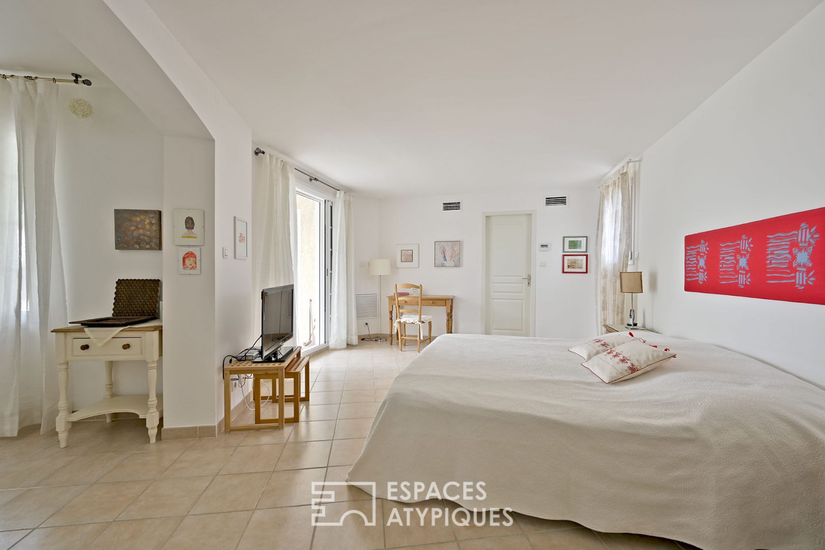 Quality villa in vaunage
