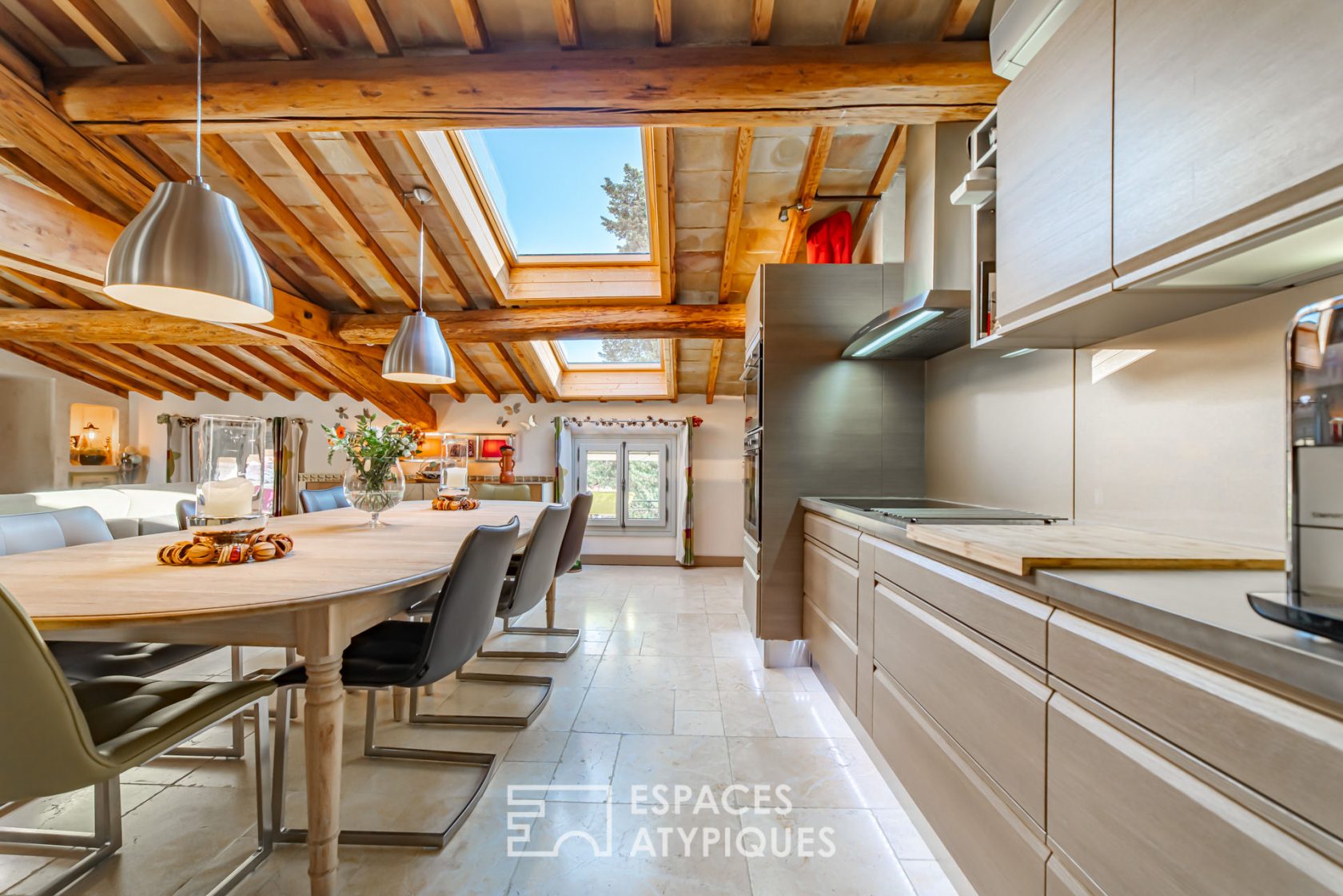 Appartement de charme avec terrasse – Jardins du Peyrou