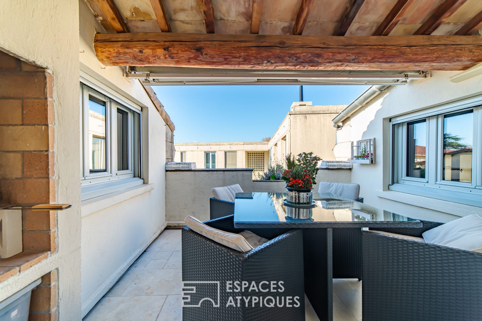 Appartement de charme avec terrasse – Jardins du Peyrou