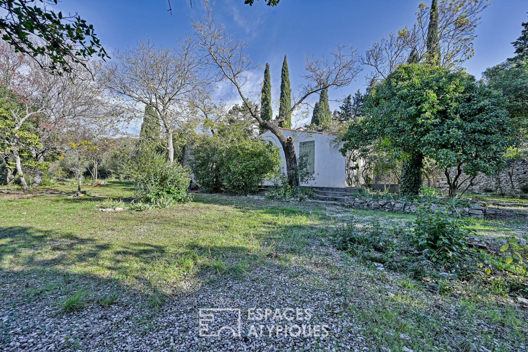 Mazet to renovate on large wooded land