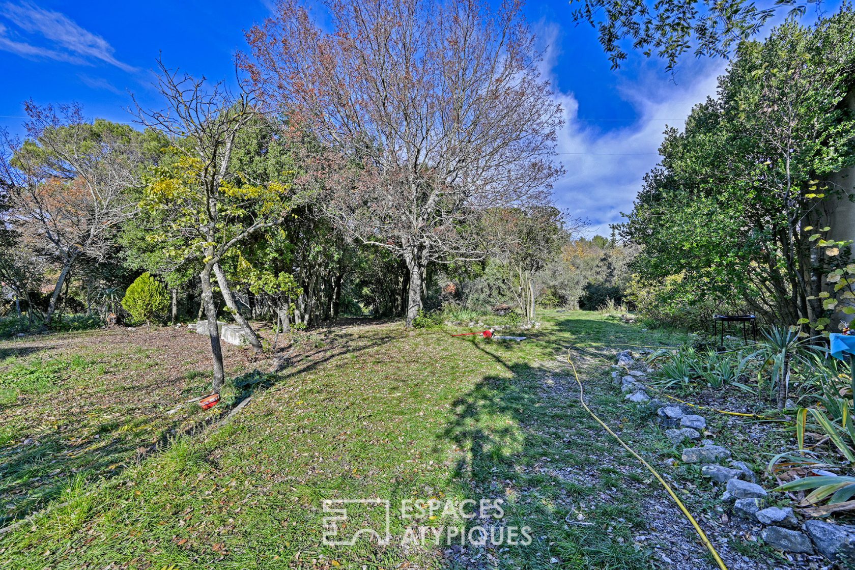Mazet to renovate on large wooded land