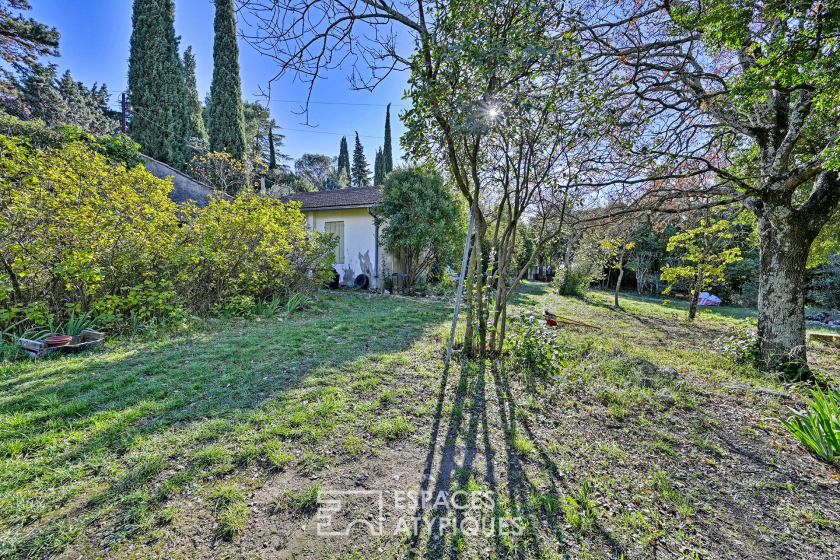 Mazet to renovate on large wooded land