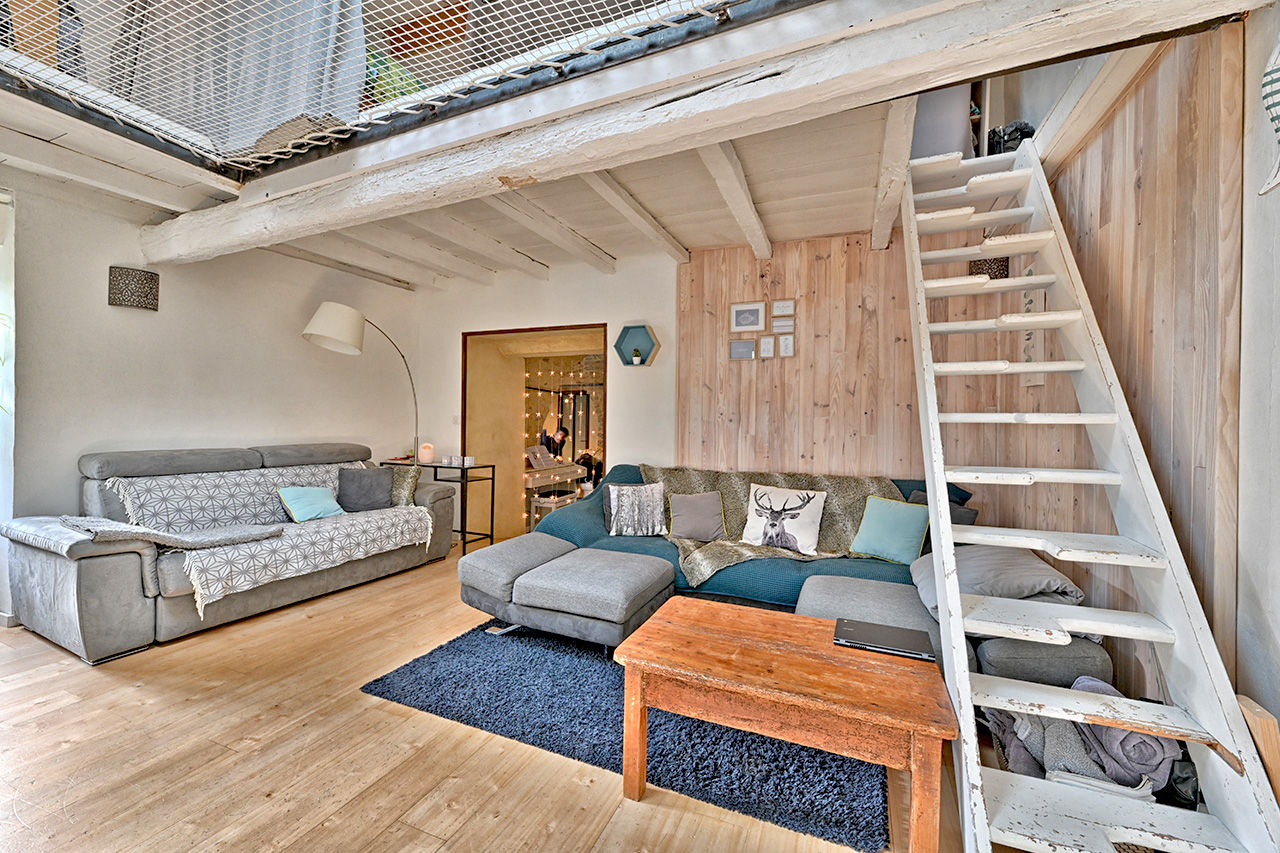 Maison de caractère avec piscine & vue dominante