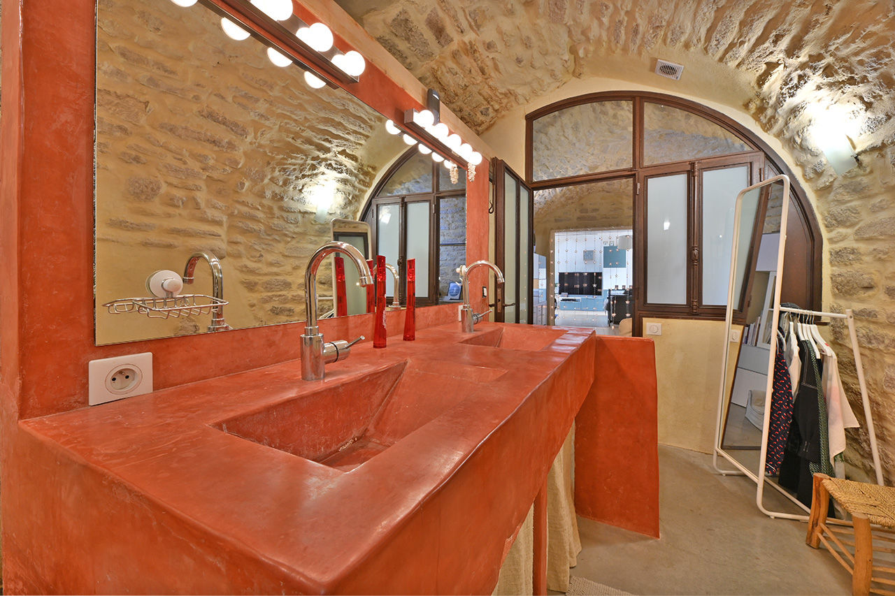 Maison de caractère avec piscine & vue dominante