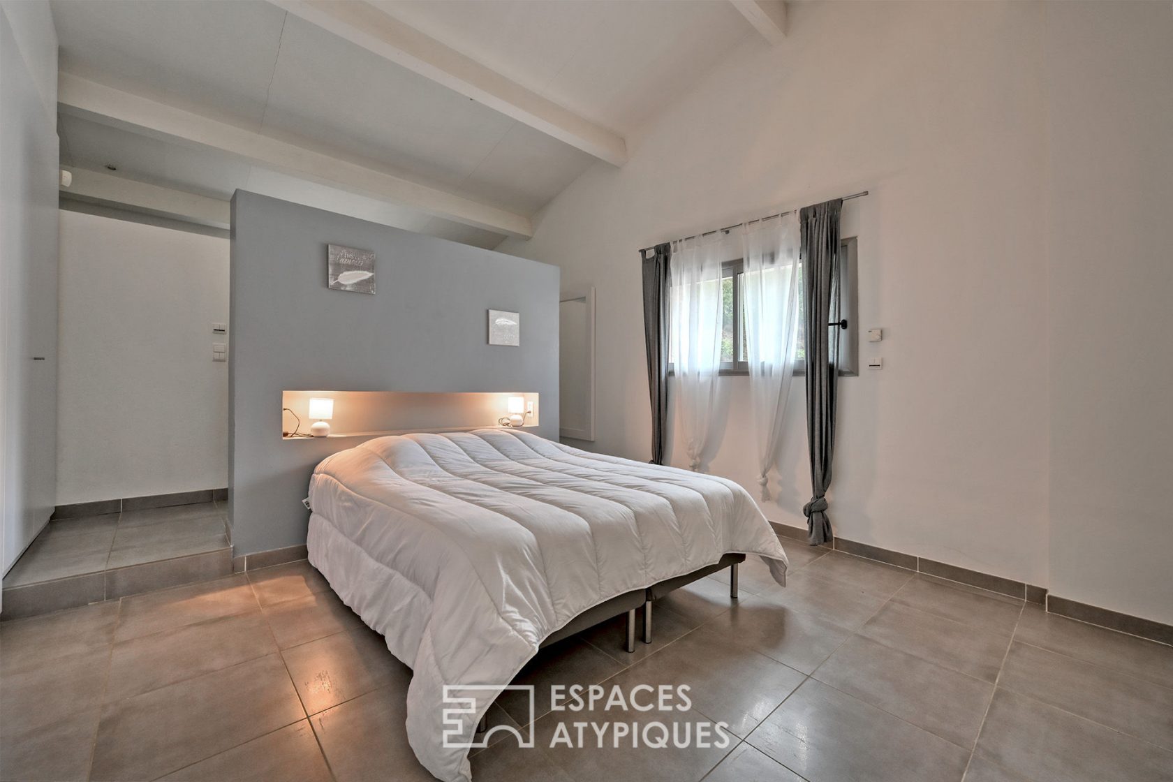 Cévennes gardoises, old sheepfold completely renovated