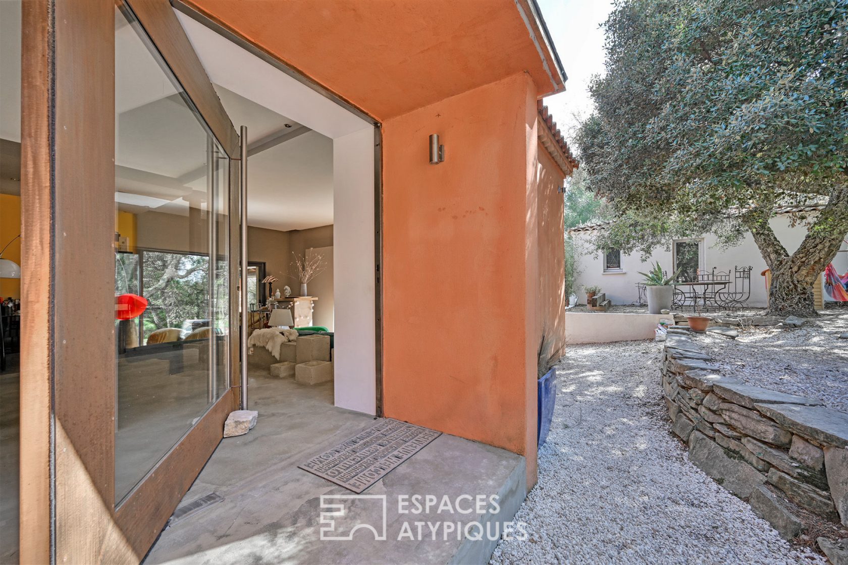 Ravissant mas en coeur de garrigue
