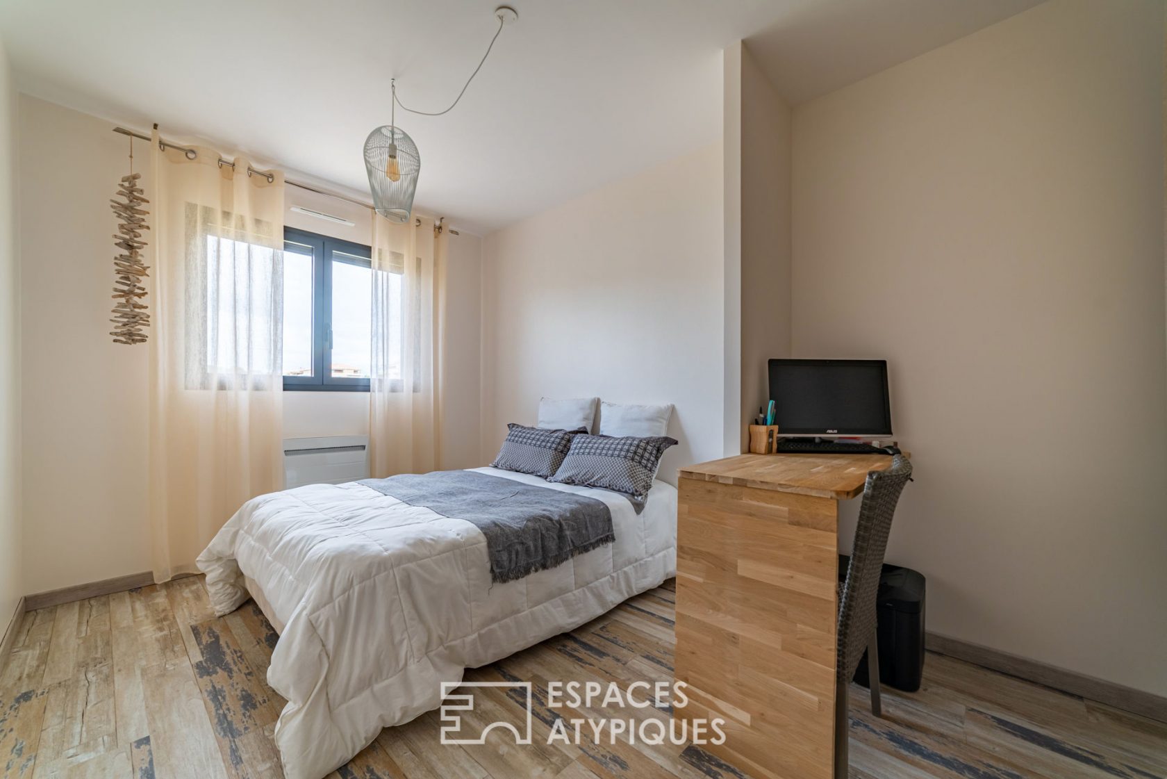 Villa avec piscine dans quartier résidentiel Nîmes Ouest