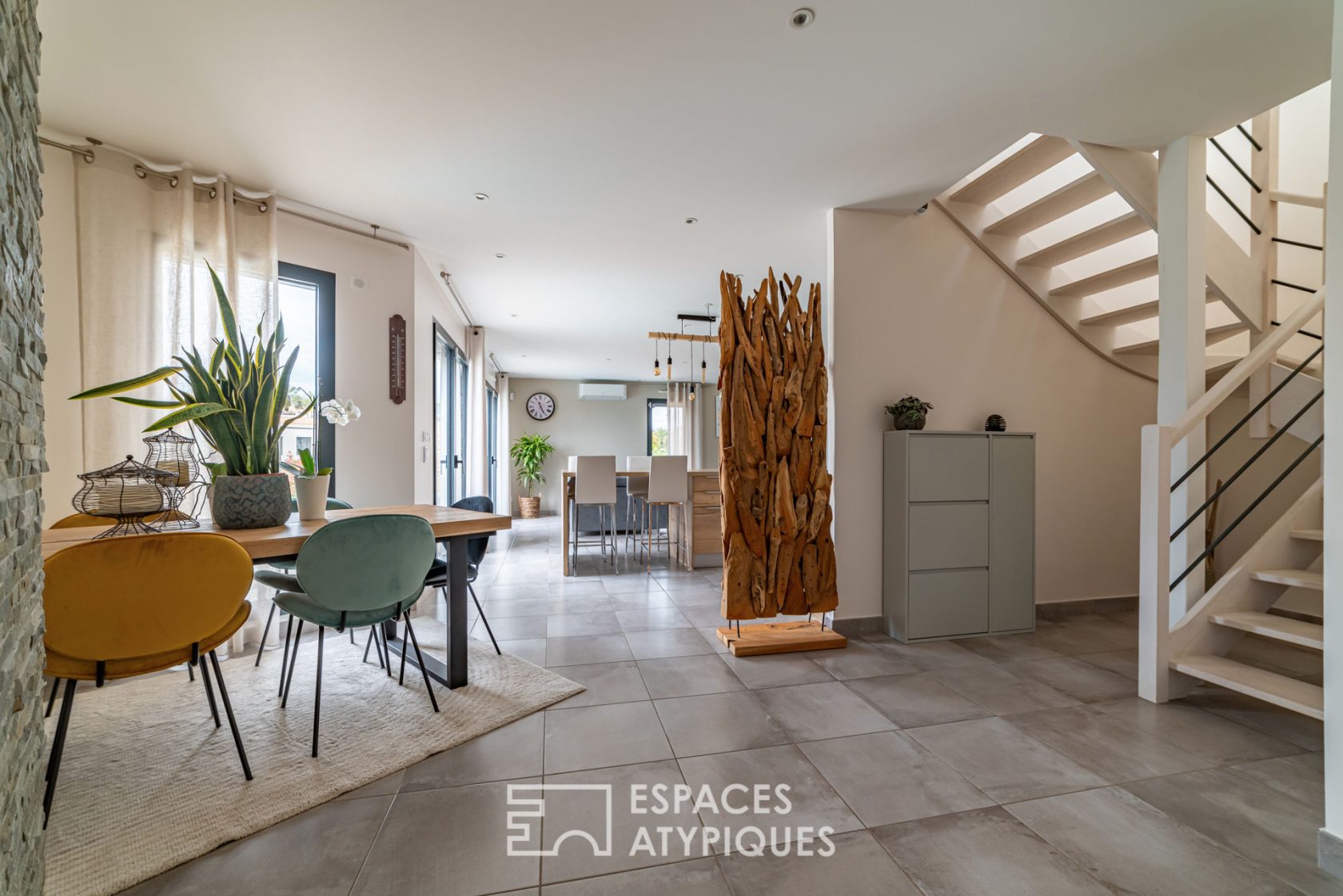 Villa avec piscine dans quartier résidentiel Nîmes Ouest