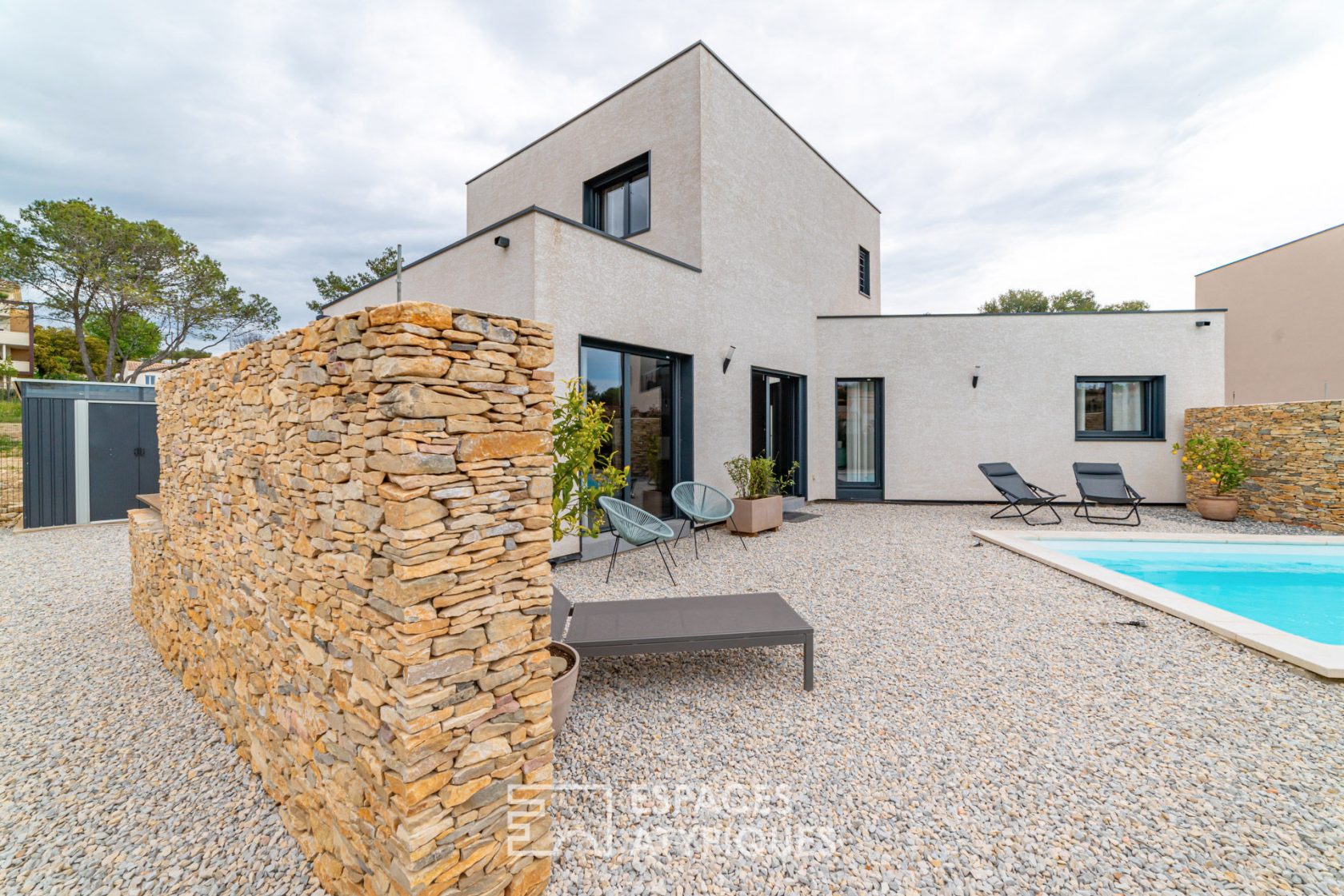 Villa avec piscine dans quartier résidentiel Nîmes Ouest