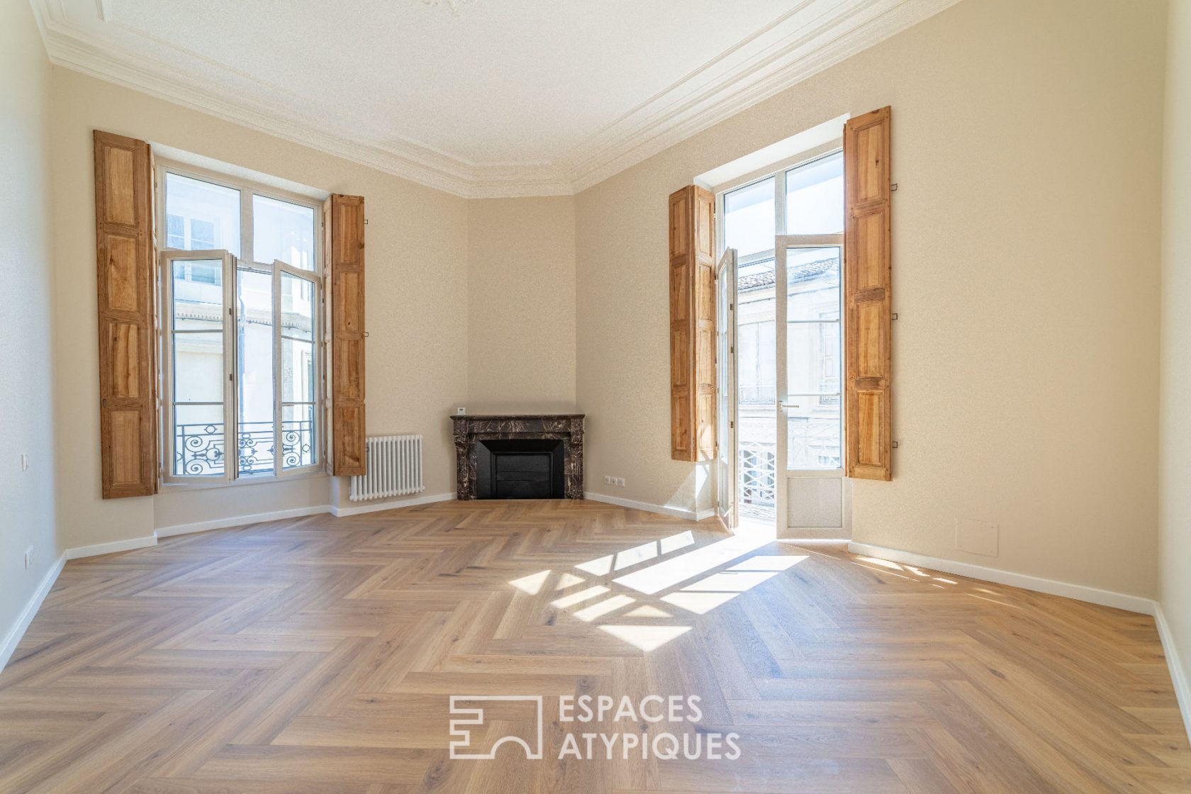Renovated apartment near Arènes