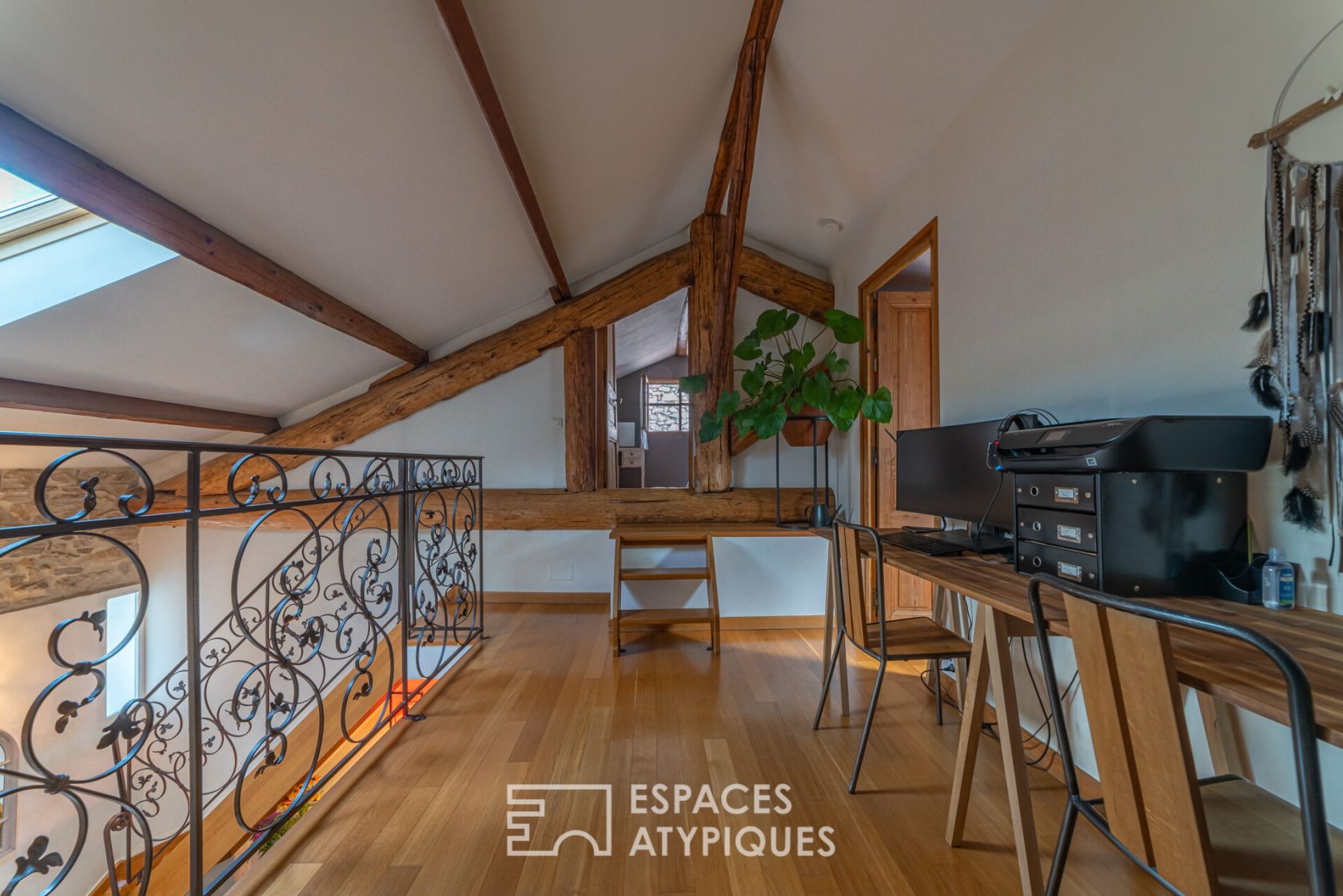 Townhouse with garden and swimming pool