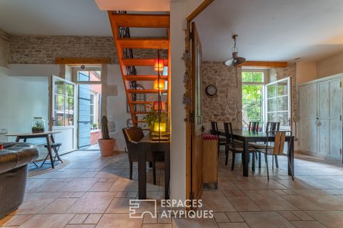 Townhouse with garden and swimming pool
