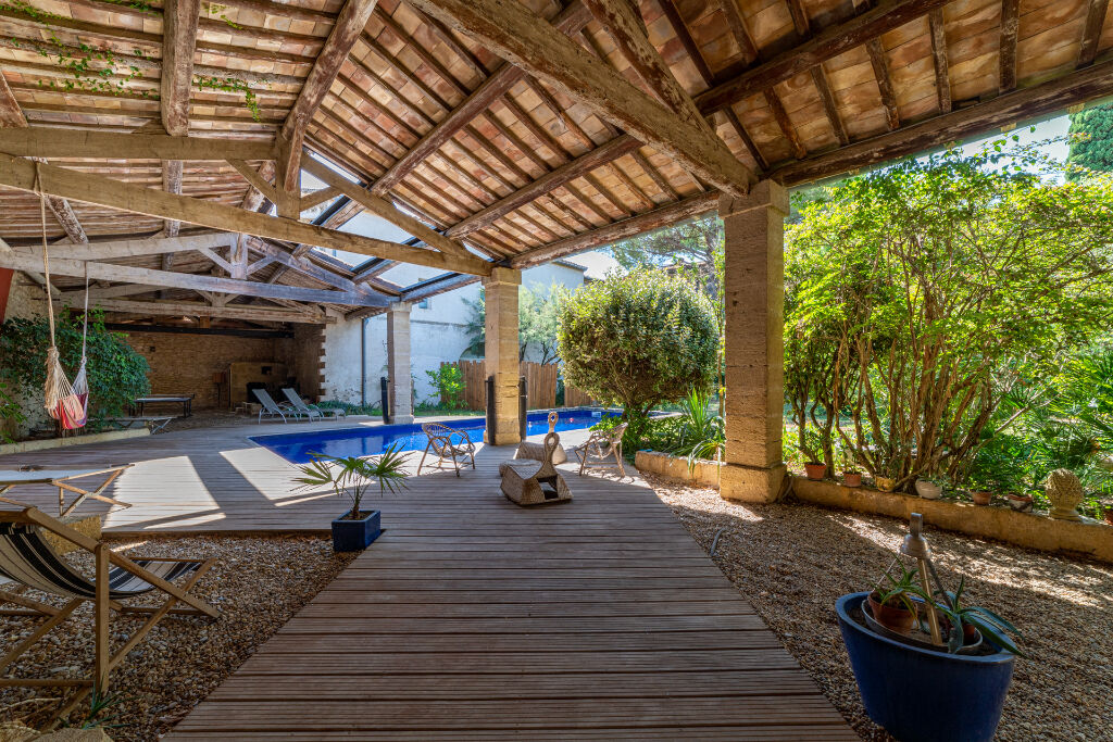 Large charming property with garden