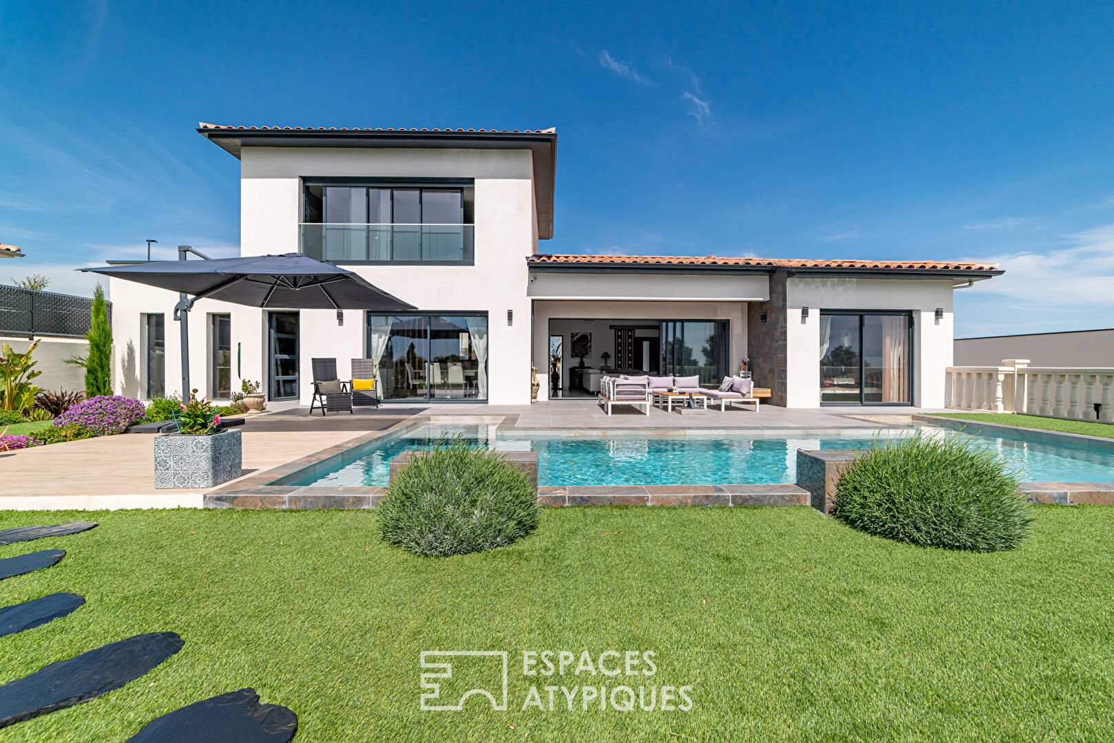Villa contemporaine esprit zen