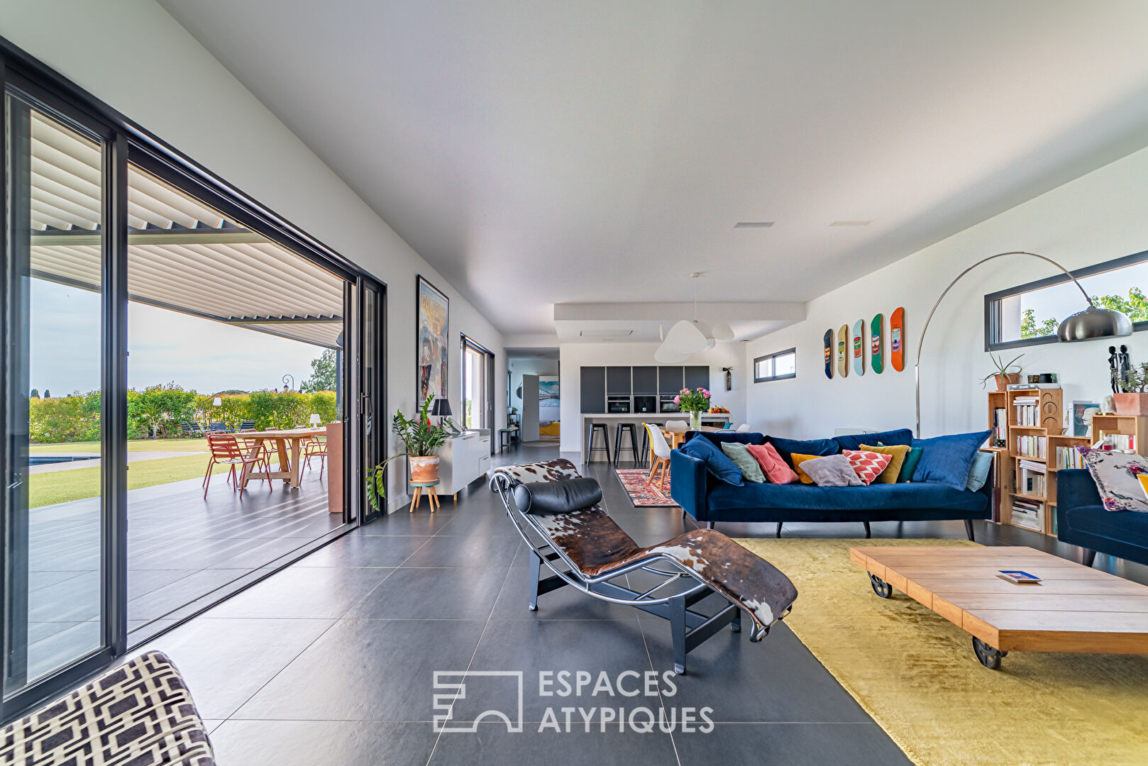 Très chic villa contemporaine aux portes de la Camargue