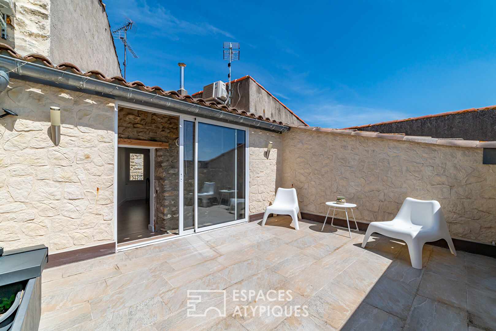Belle maison de village avec terrasse et vue