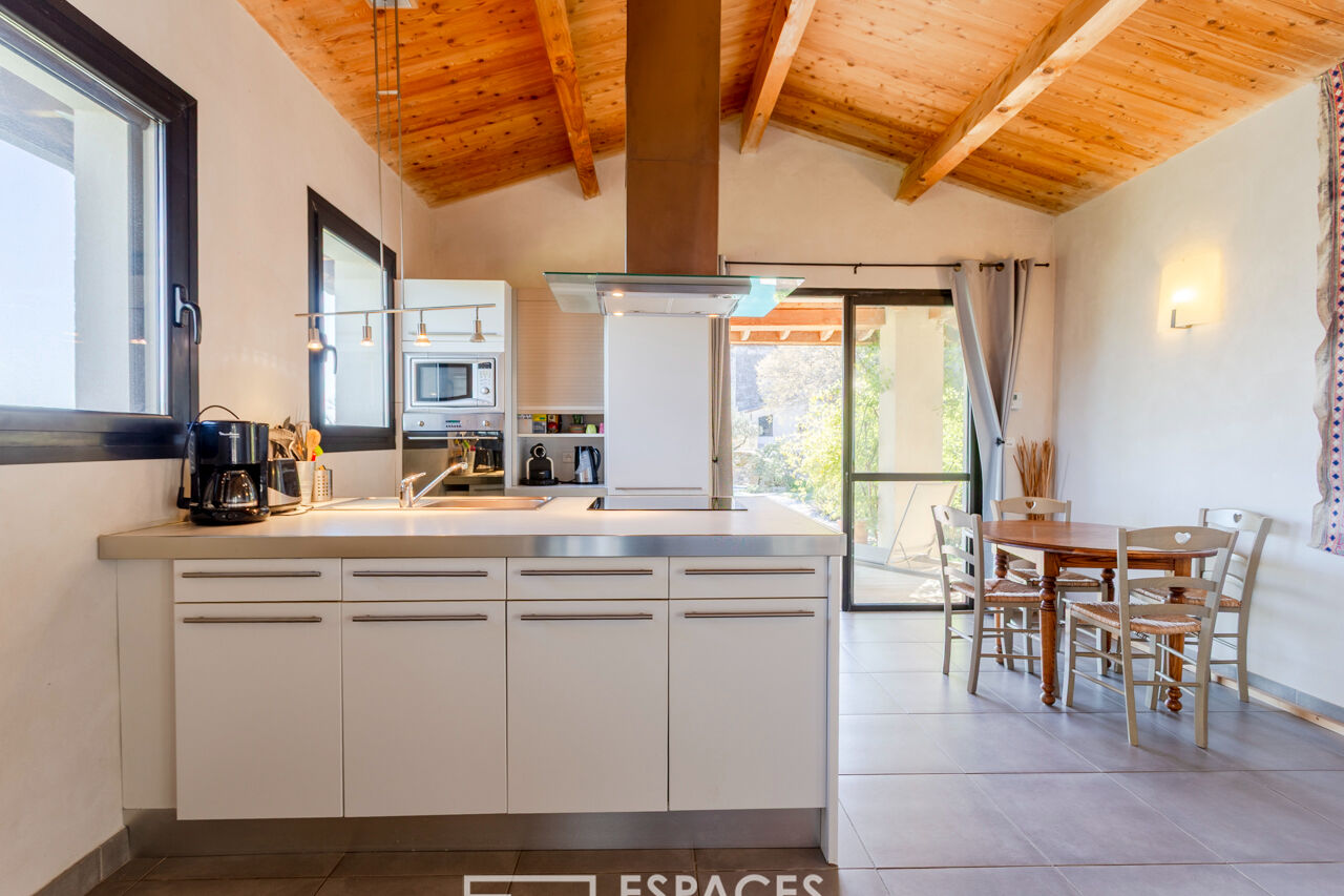 Uzès : une maison avec vue imprenable sur la nature
