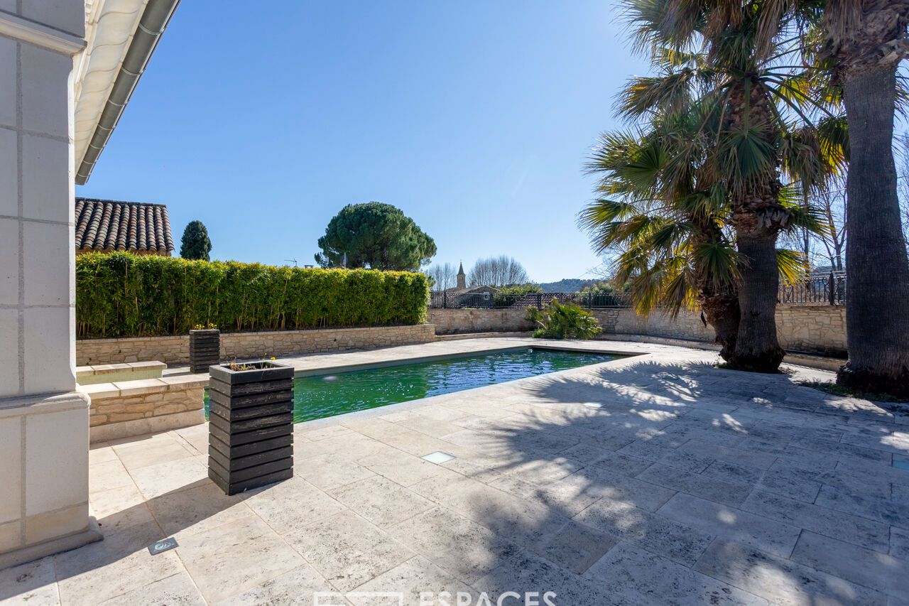Farmhouse near Uzès in joint ownership with swimming pool